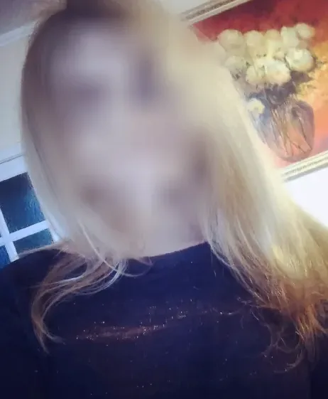 Carina, 34