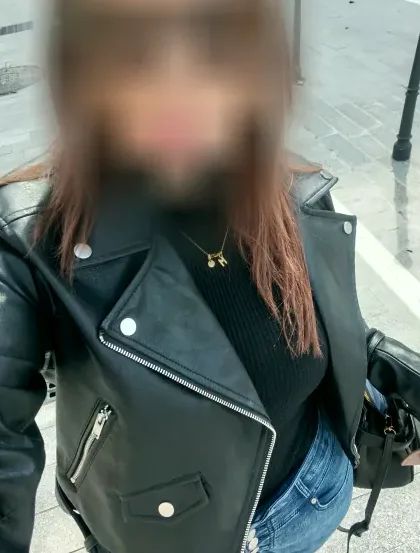 Charlotte, 36