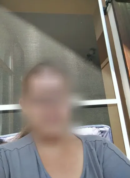 Elisabeth, 34