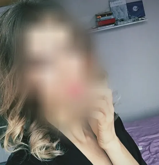 Ellinor, 32