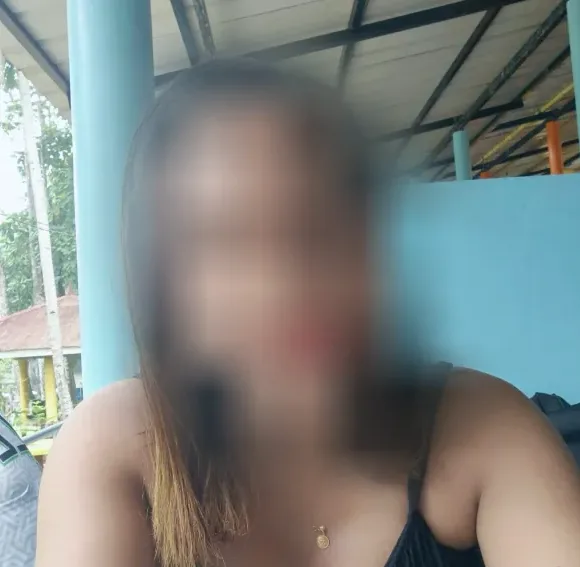 Elsa, 34