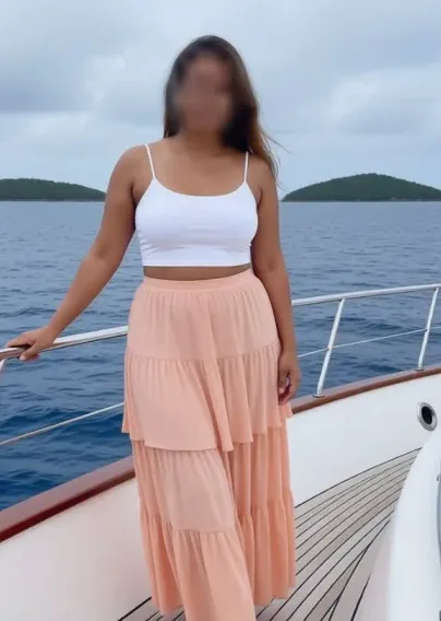 Fatima, 32