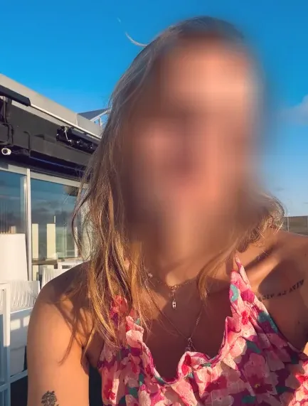 Greta, 29