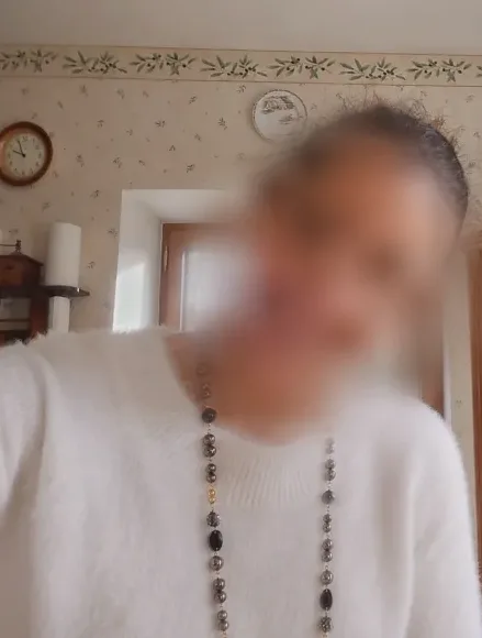 Maja, 37