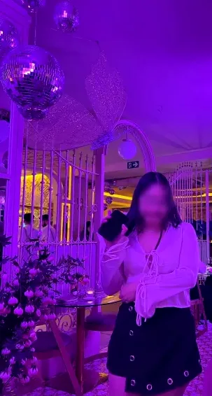 Nora, 31