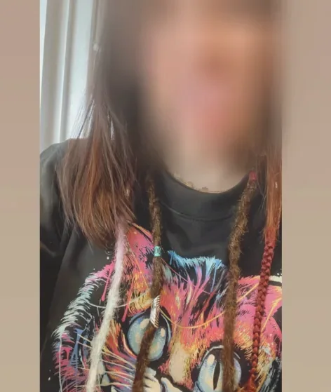 Sanela, 31