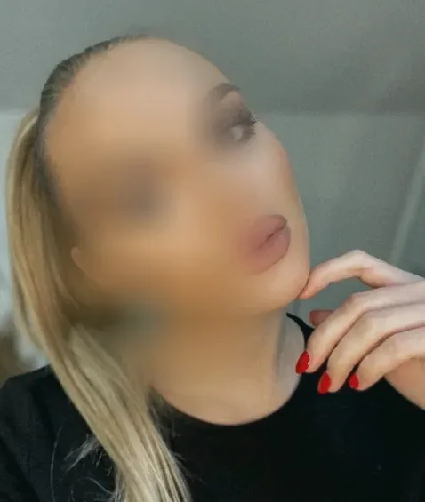 Selma, 31