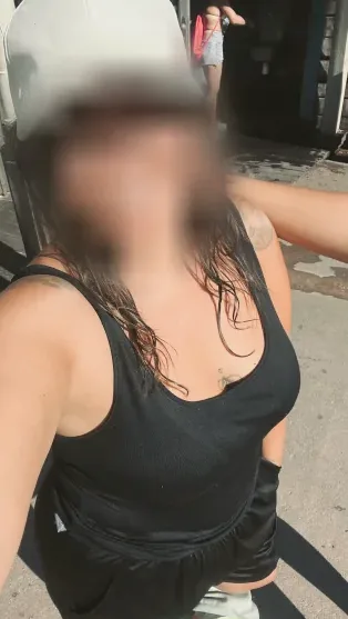 Ulrika, 34