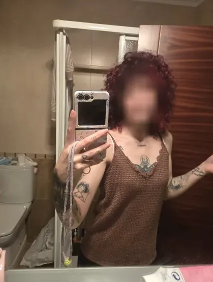 Viktoria, 36